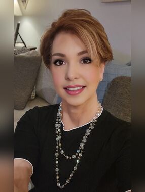 #Vintage 52" Opera Length Aurora Borealis Faceted Glass Bead Necklace 1950's-60s